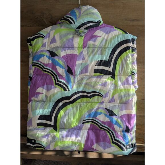 NWT Free People In A Bubble Printed Puffer Vest Size SMALL Style No. 82040072 - Picture 4 of 4